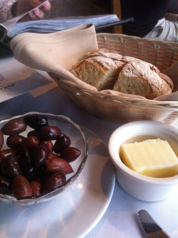 bread_olives