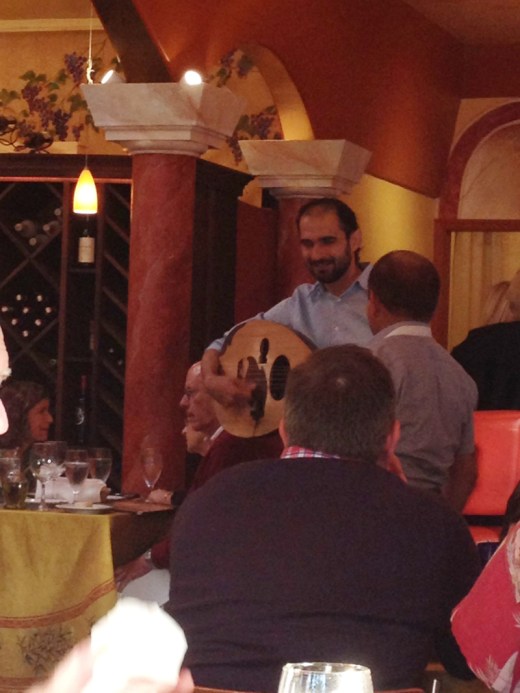 musicians during dinner