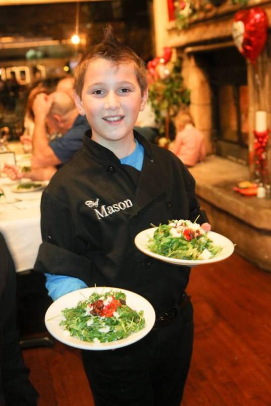 10151308_636539446419422_347748570_n